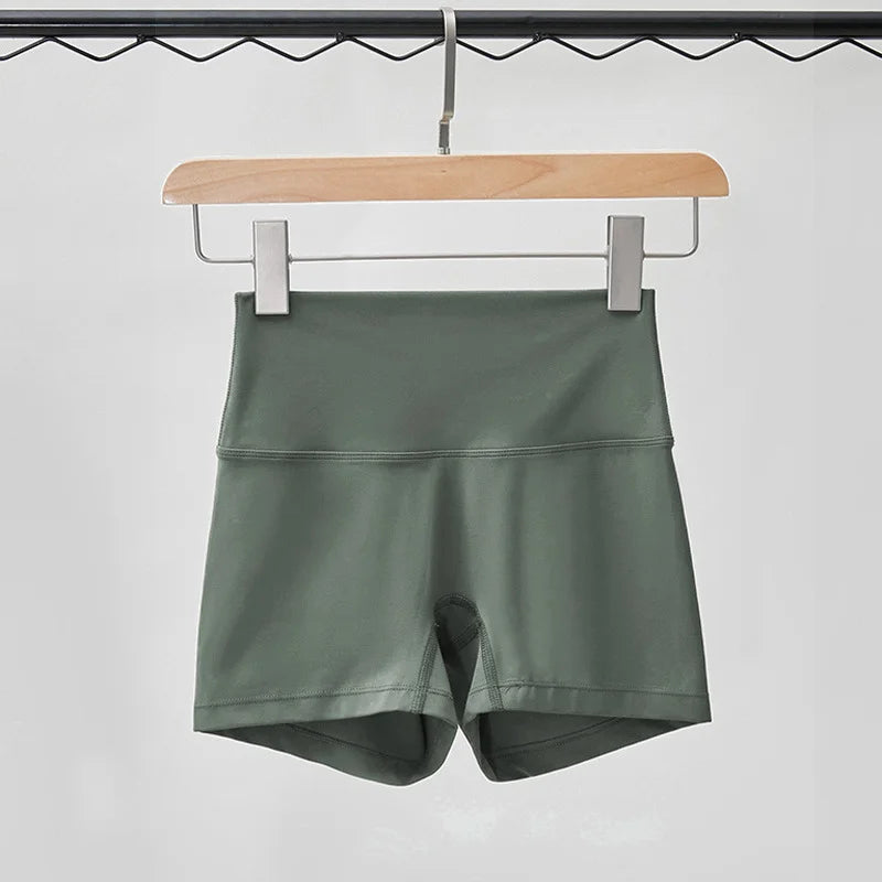 GymHUB High-Waist Hip-Lifting Yoga Shorts – 3/4 Length