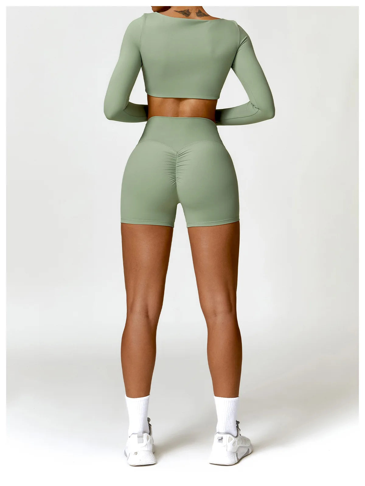 Women’s Quick-Dry Sports Crop Top – Long Sleeve